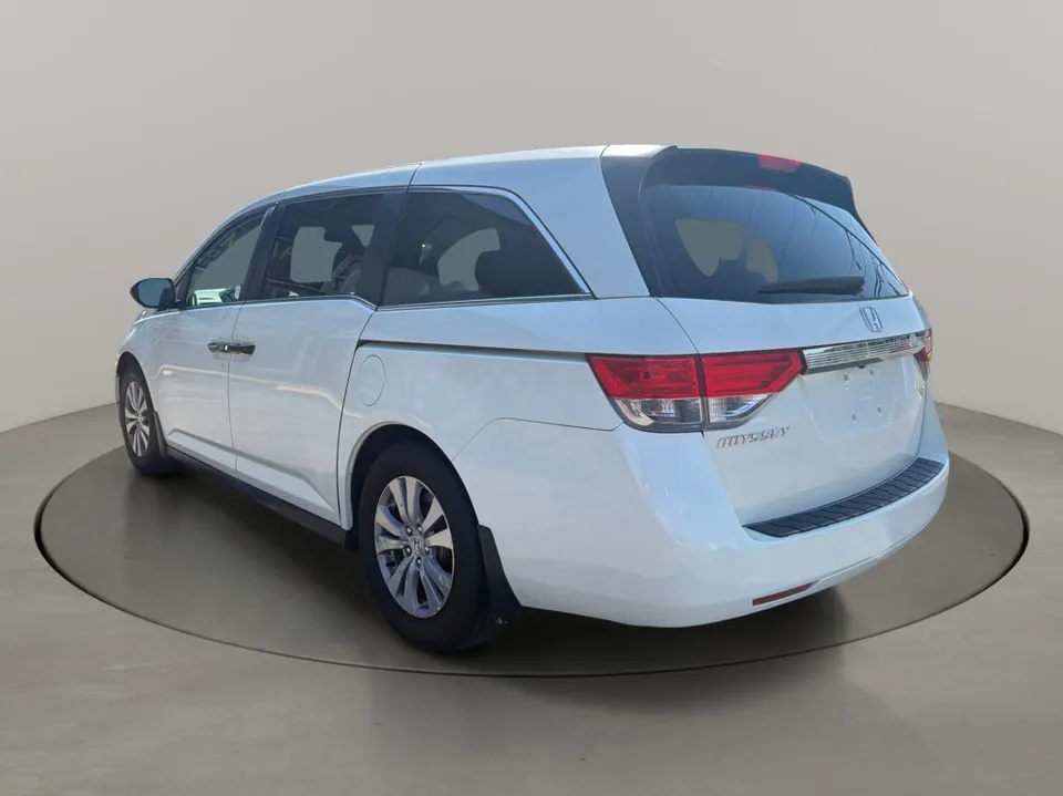 Honda Odyssey 2015 photo 3
