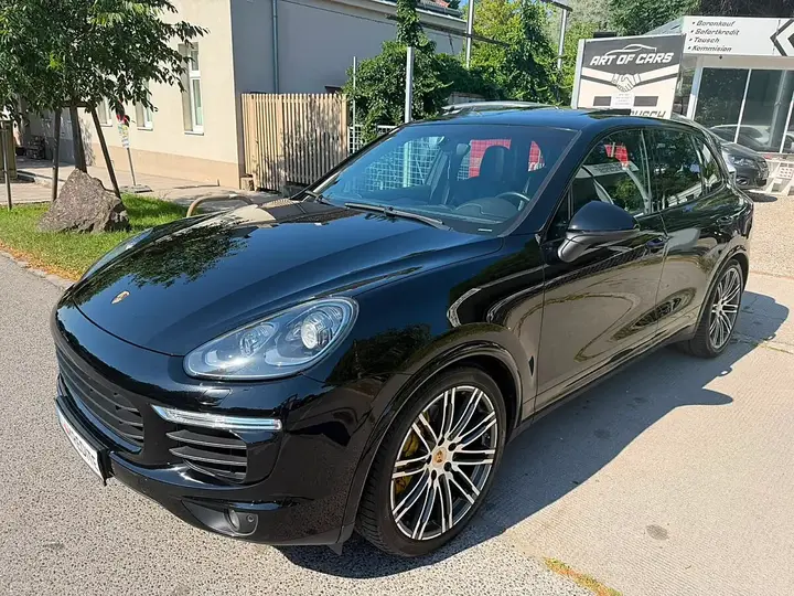 Porsche Cayenne 2015 photo 2