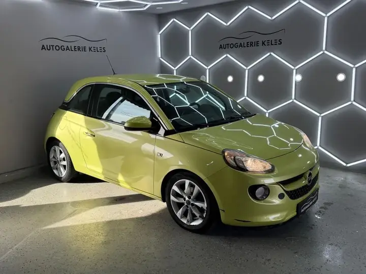 Opel Adam