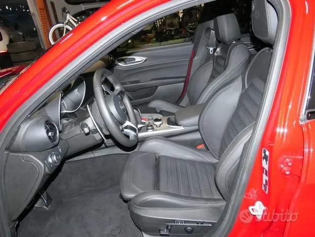 Alfa Romeo Giulia 2023 photo 5