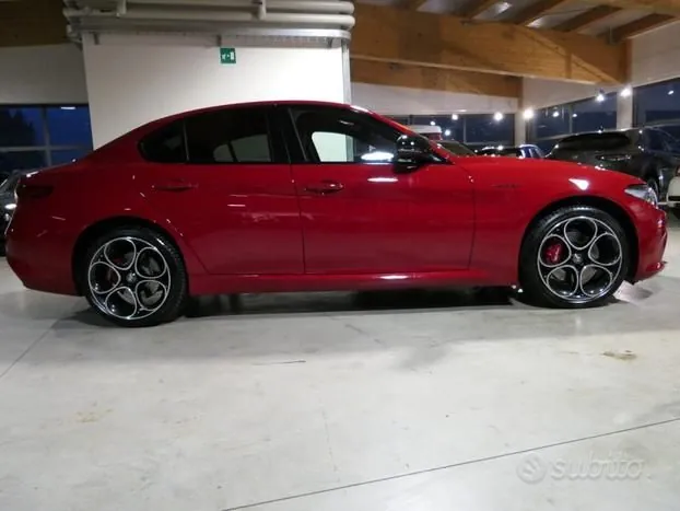 Alfa Romeo Giulia 2023 photo 3