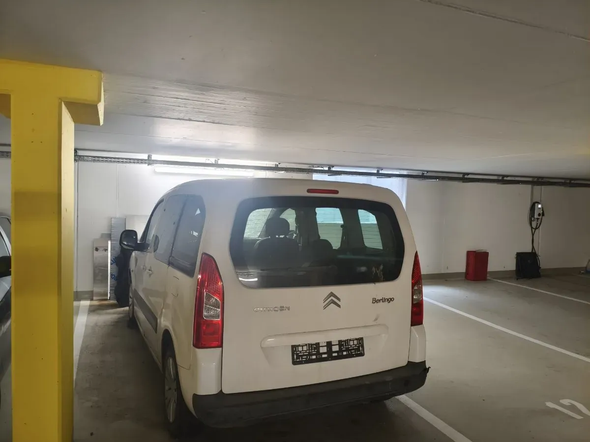 Citroen Berlingo 2010 photo 2