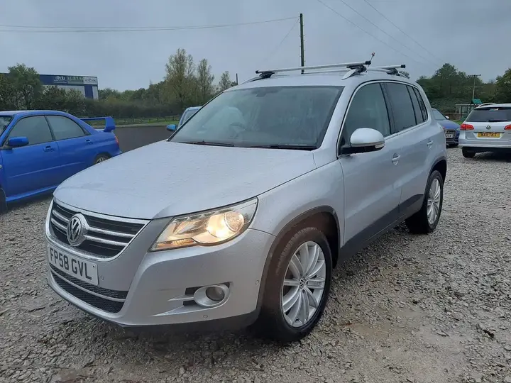 Volkswagen Tiguan 2008 photo 3