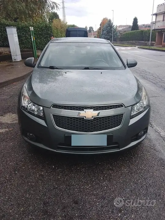 Chevrolet Cruze 2010 photo 3