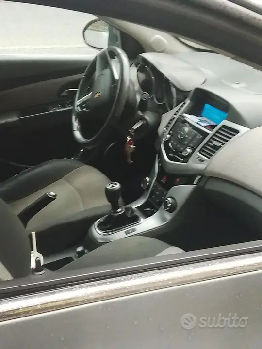 Chevrolet Cruze 2010 photo 4