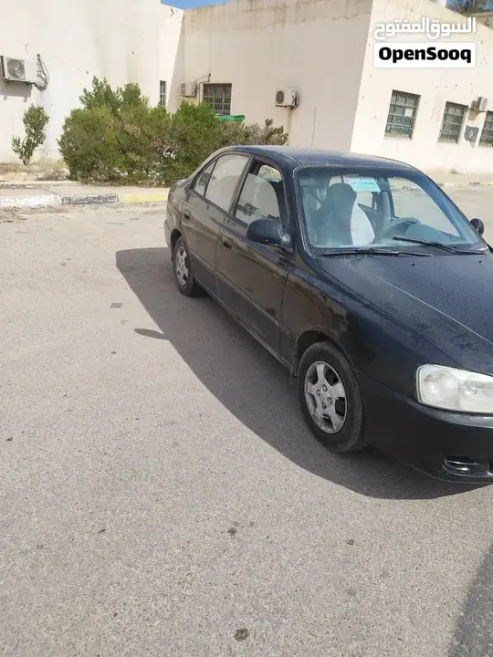 Hyundai Verna 2002 photo 3