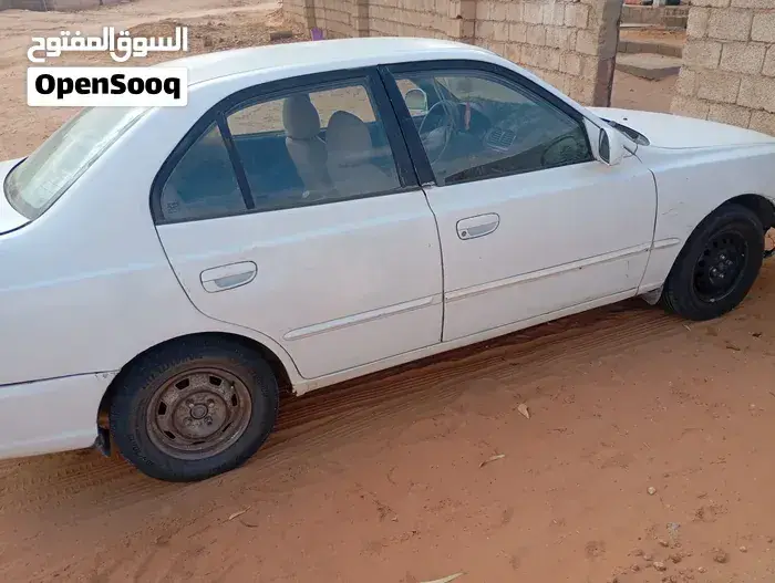 Hyundai Verna 2002 photo 5