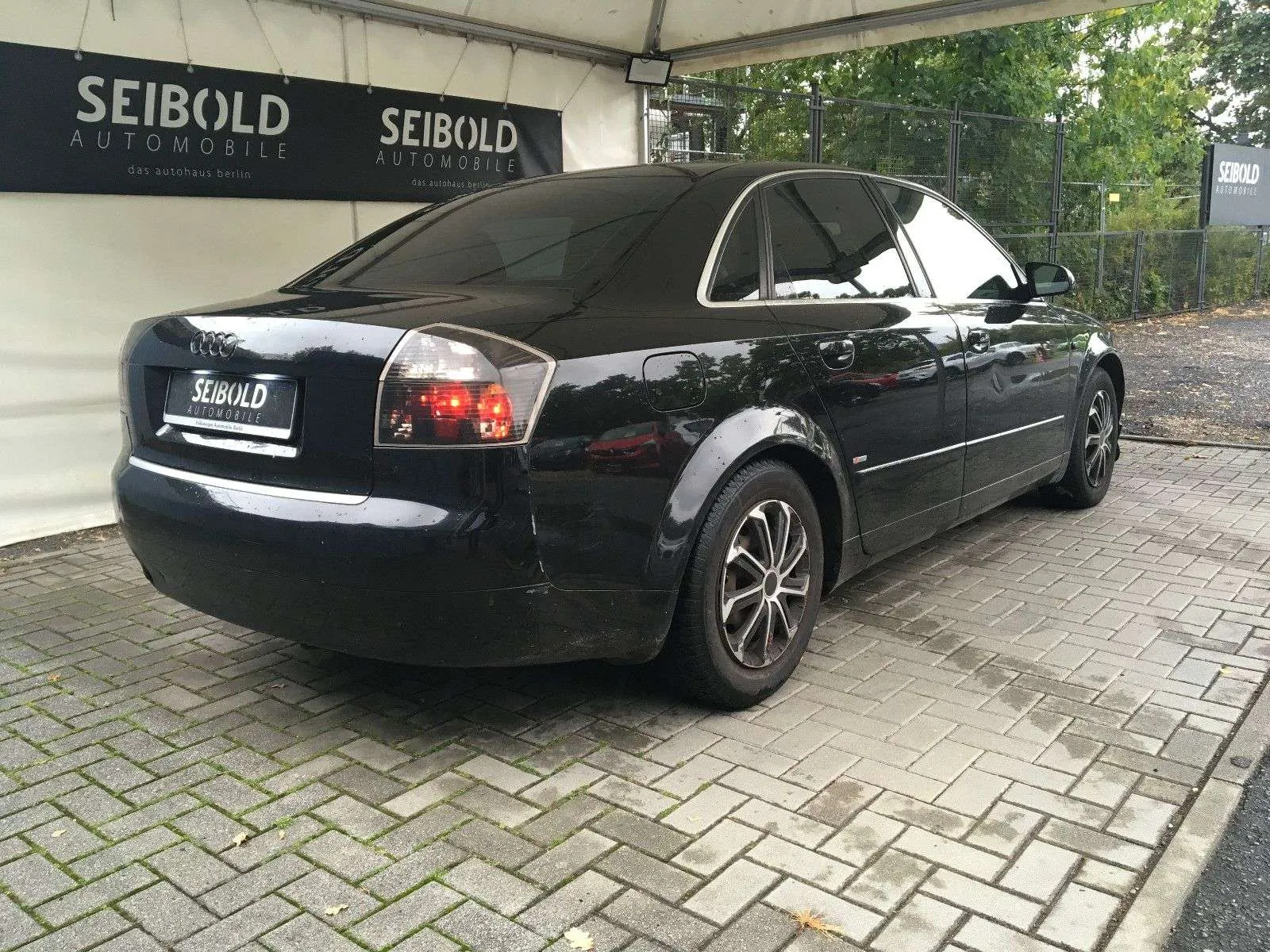 Audi A4 2002 photo 5