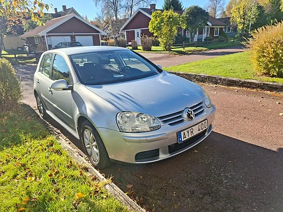 Volkswagen Golf 2008 photo 2