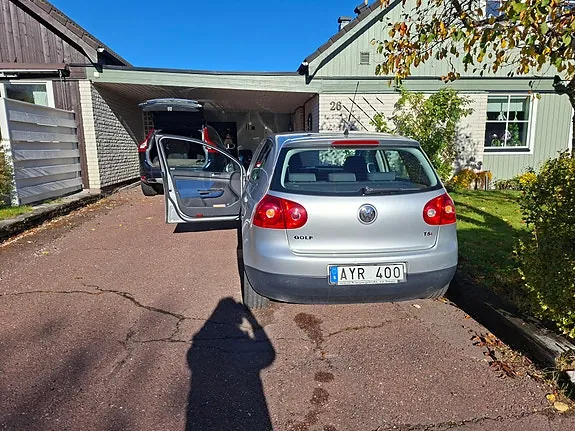 Volkswagen Golf 2008 photo 3