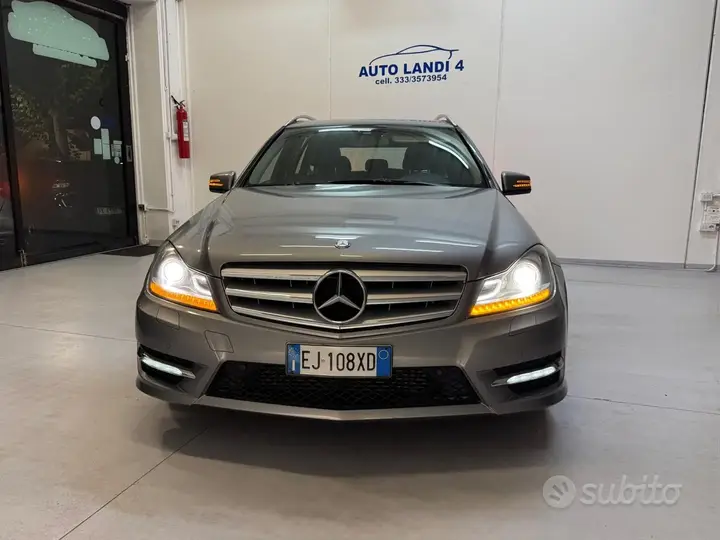 Mercedes-Benz C 220 2011 photo 3
