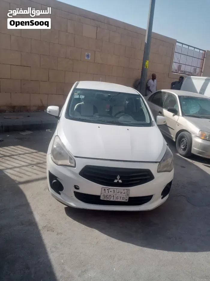 Mitsubishi Attrage