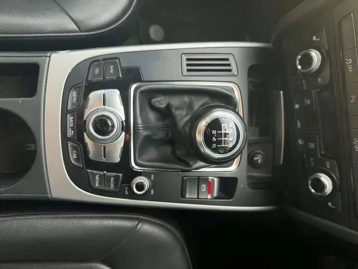 Audi A5 2012 photo 5