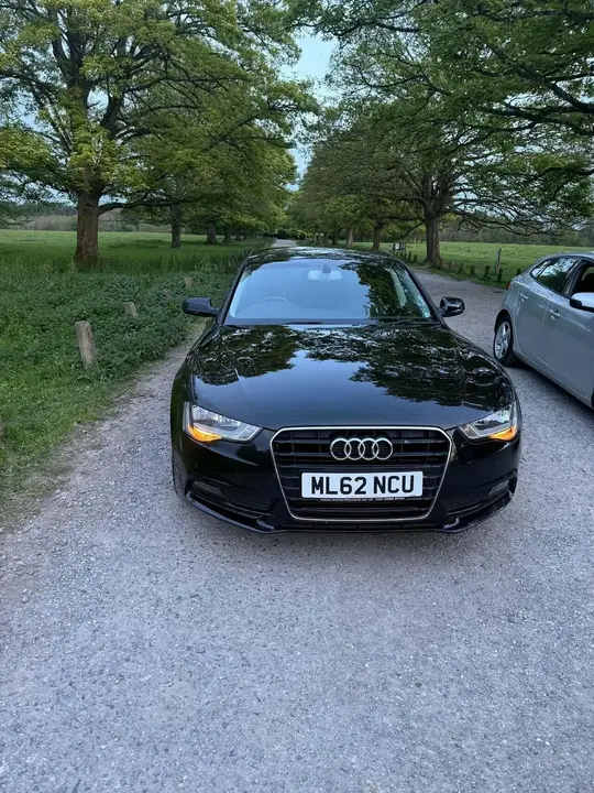 Audi A5 2012 photo 2
