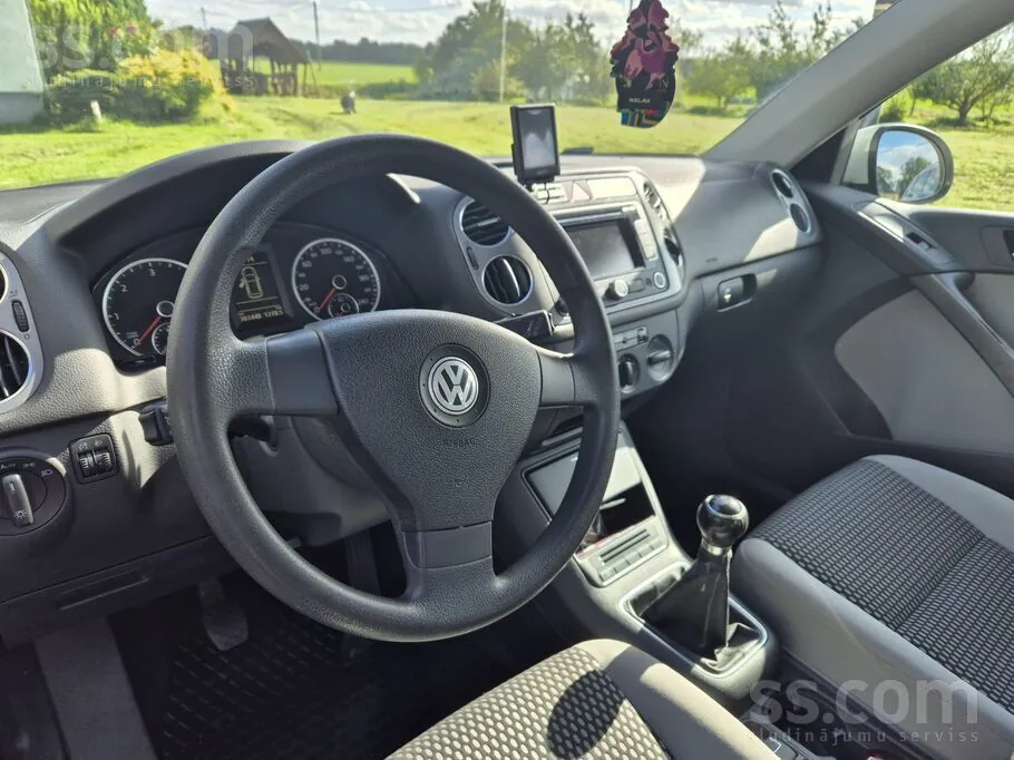 Volkswagen Tiguan 2009 photo 3