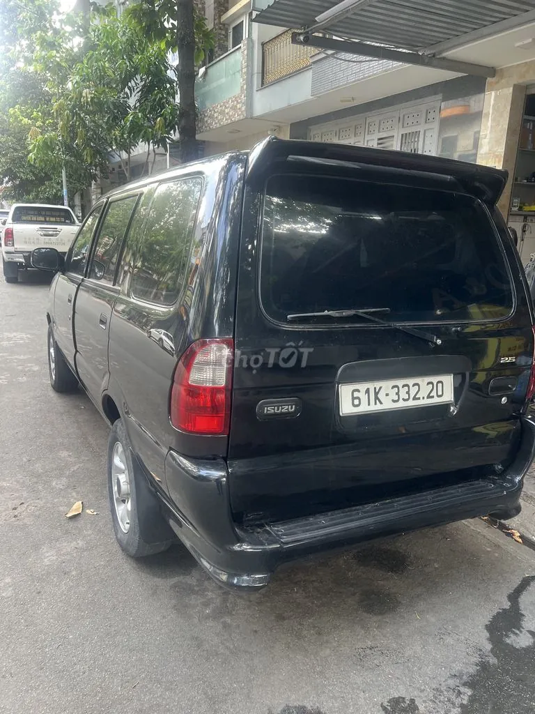 Isuzu Hilander 2004 photo 3
