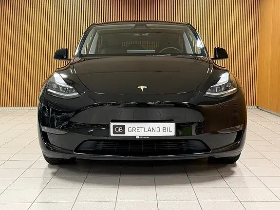 Tesla Model Y 2023 photo 4
