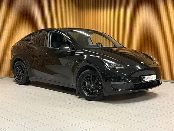Tesla Model Y 2023 photo 2