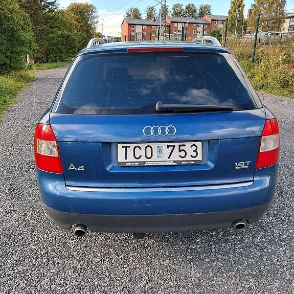Audi A4 2002 photo 3
