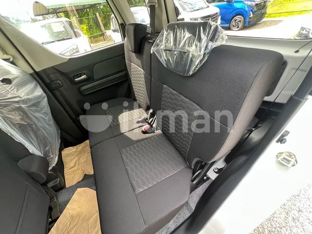 Suzuki Wagon R 2026 photo 5
