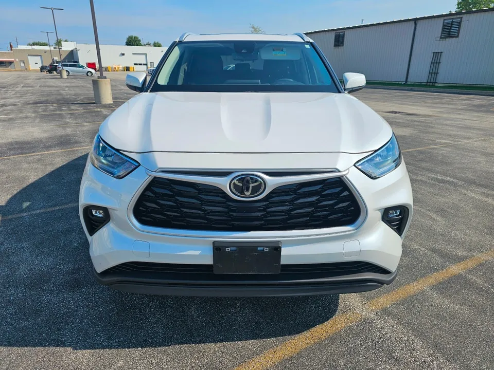 Toyota Highlander 2025 photo 3