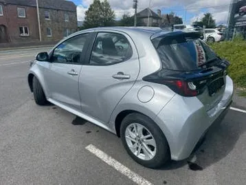 Toyota Yaris 2025 photo 2