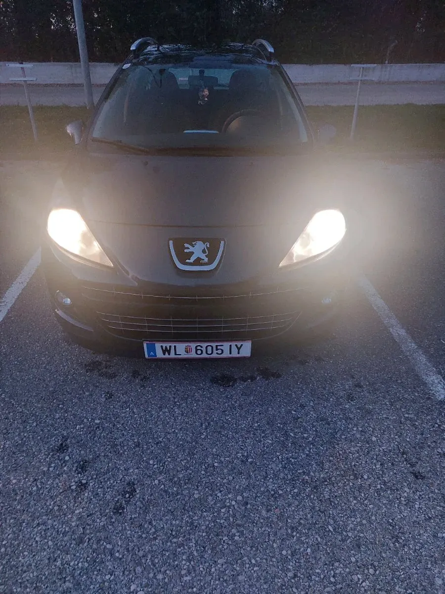 Peugeot 207