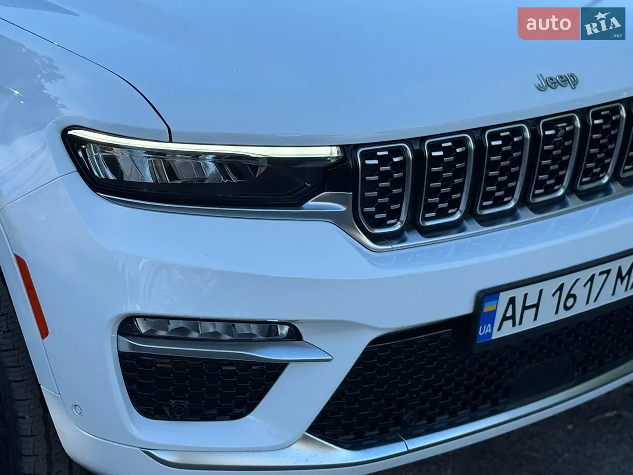 Jeep Grand Cherokee 2023 photo 4