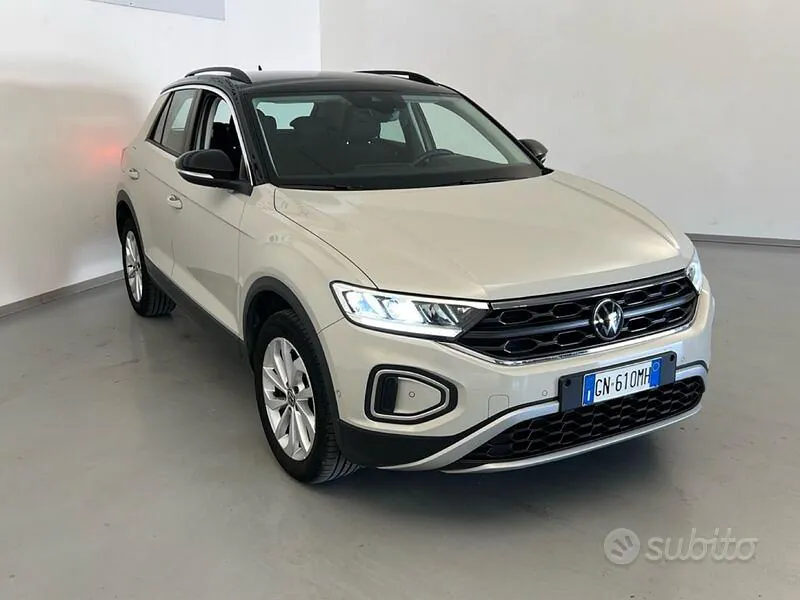 Volkswagen T-Roc 2023 photo 5