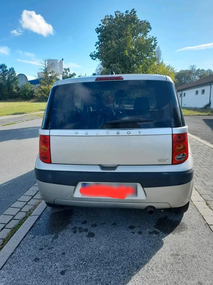 Peugeot 1007