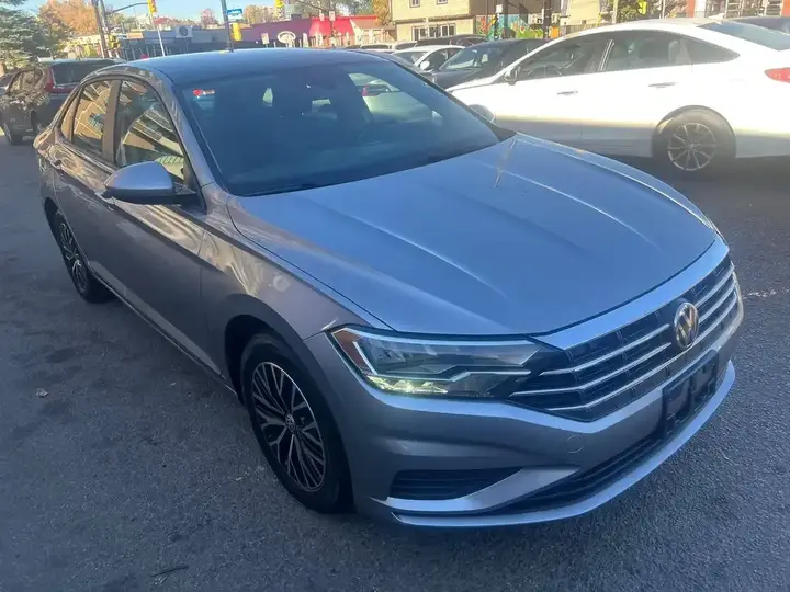 Volkswagen Jetta 2021 photo 4