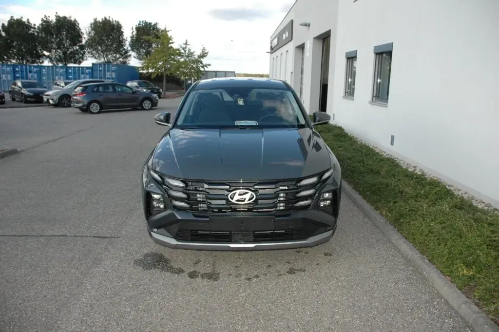 Hyundai Tucson photo 3