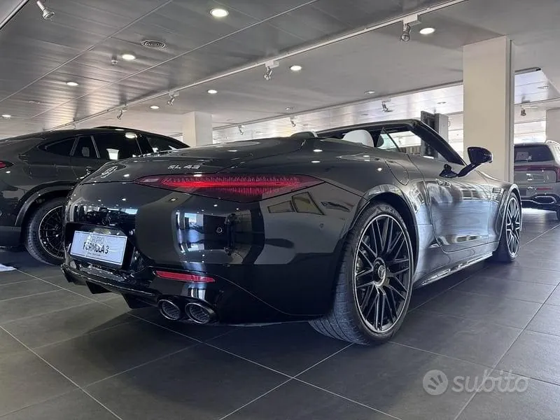 Mercedes-Benz Sl Amg 43 2024 photo 3