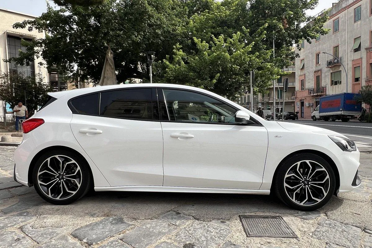 Ford Focus 2019 photo 4