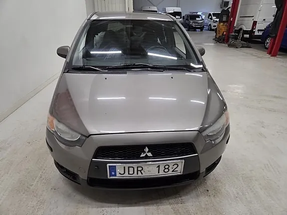 Mitsubishi Colt 2009 photo 2