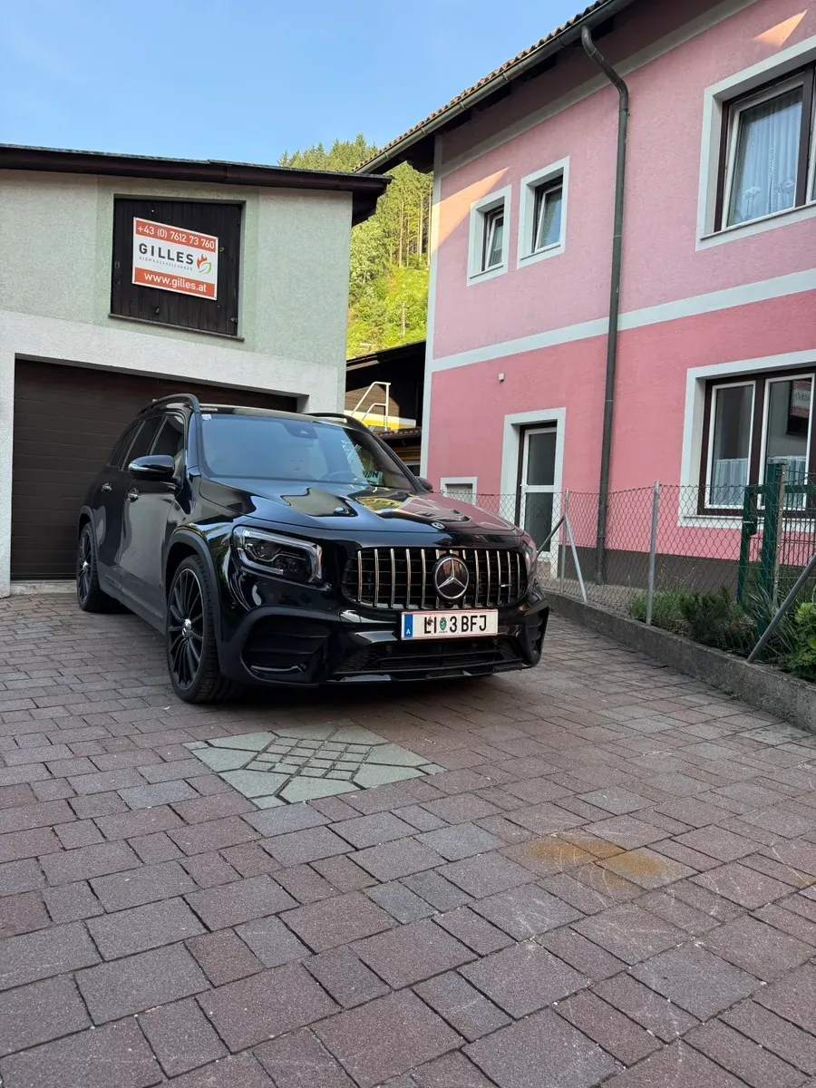 Mercedes-Benz Glb 2023 photo 2