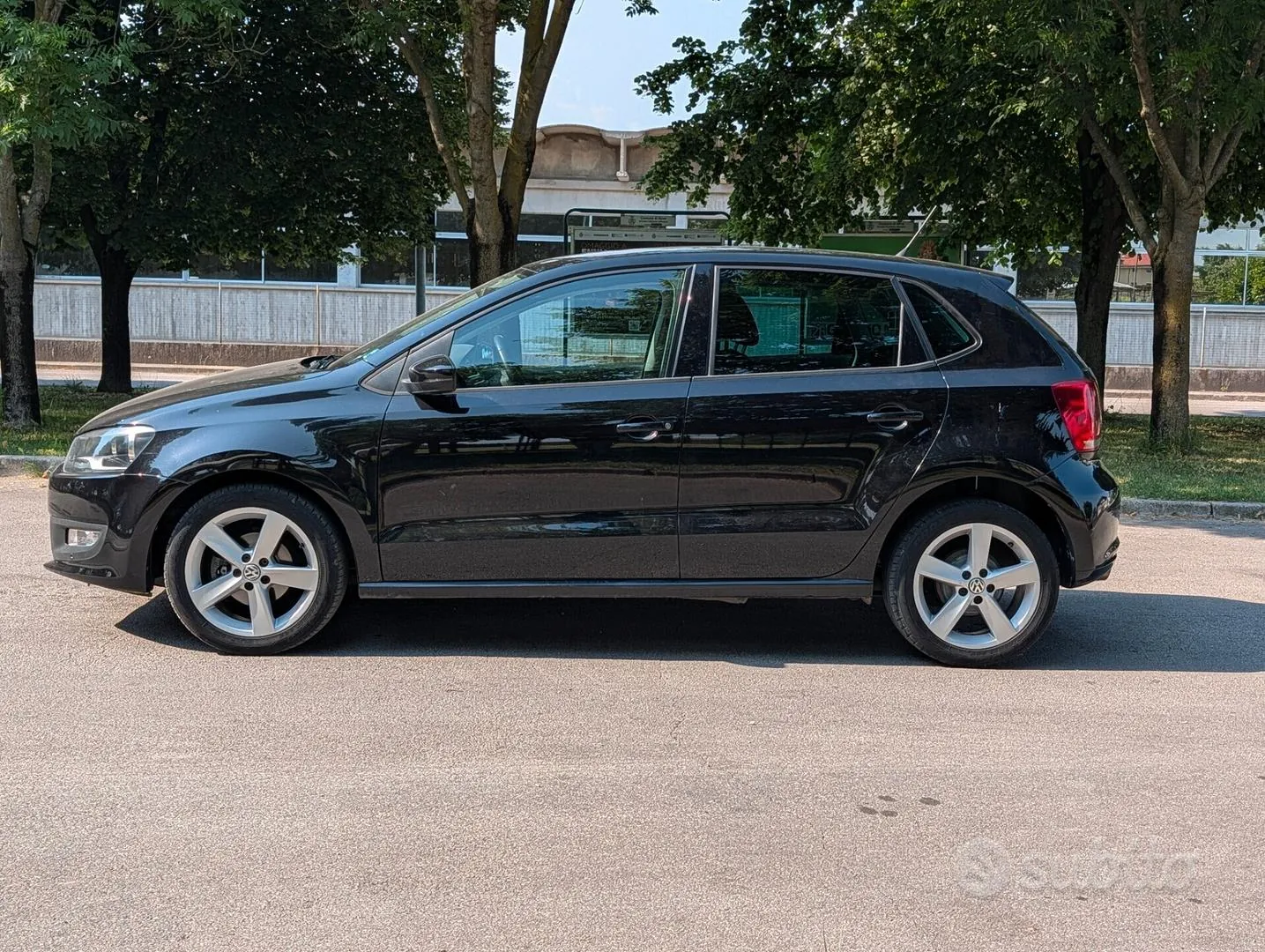 Volkswagen Polo 2012 photo 5