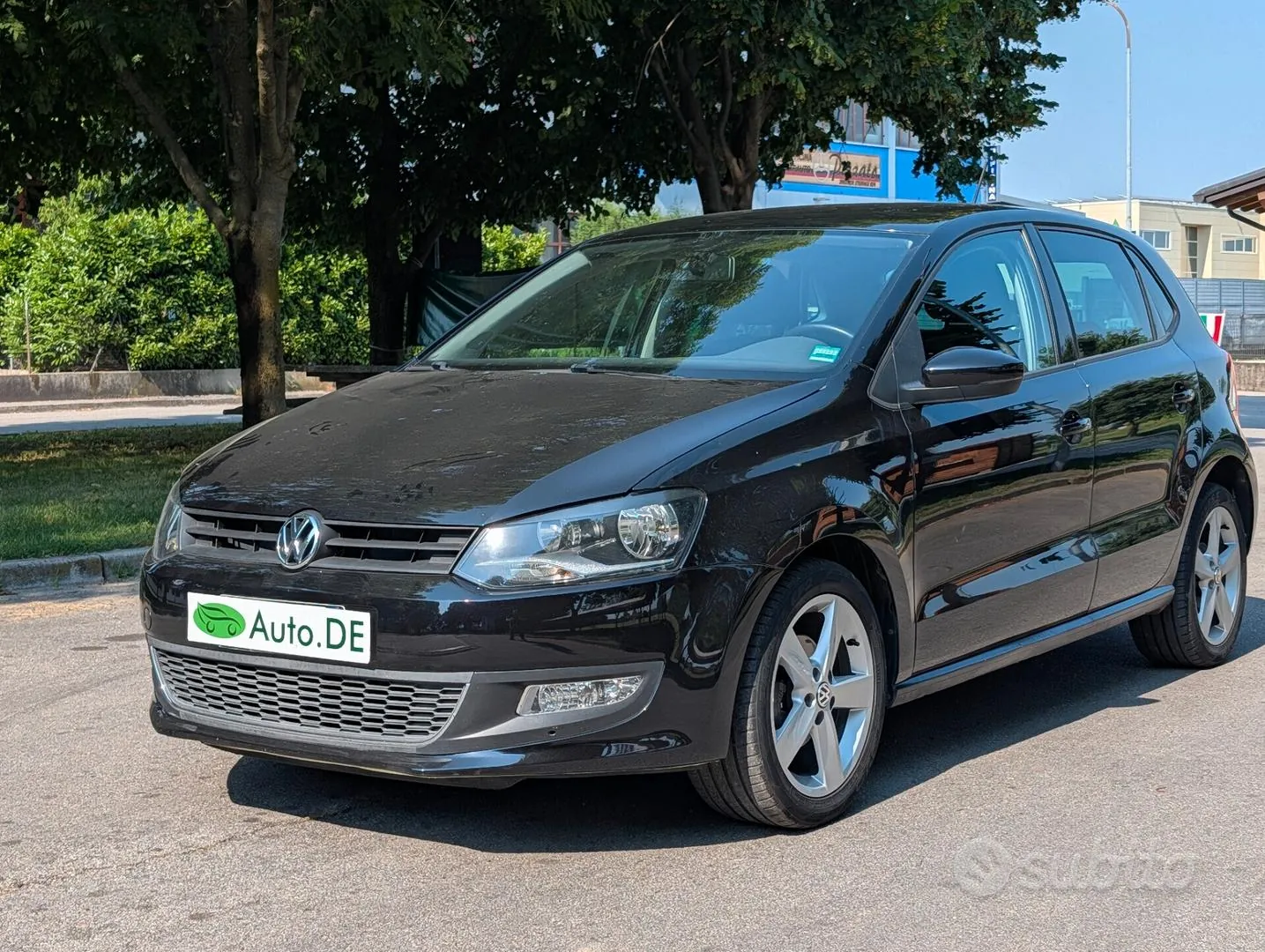 Volkswagen Polo 2012 photo 2