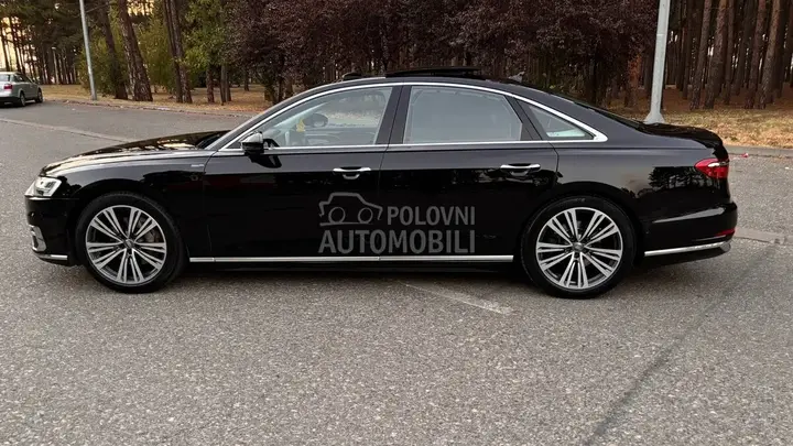 Audi A8 2018 photo 4