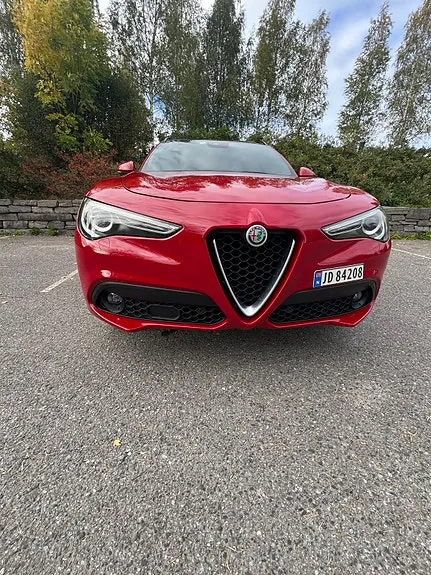 Alfa Romeo Stelvio 2018 photo 3