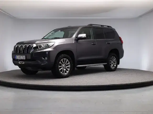 Toyota Land Cruiser 2021 photo 2