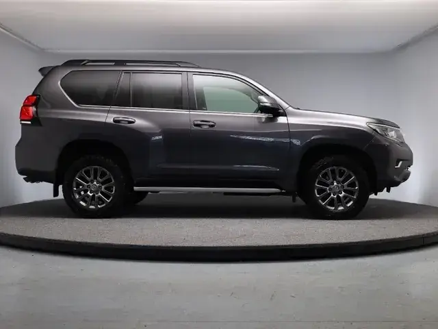 Toyota Land Cruiser 2021 photo 4