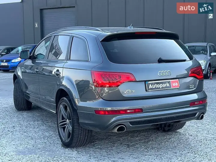 Audi Q7 2013 photo 5
