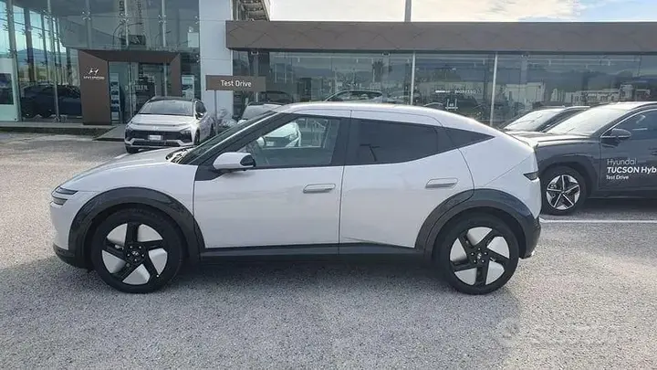 Hyundai Ioniq 3 2026 photo 3
