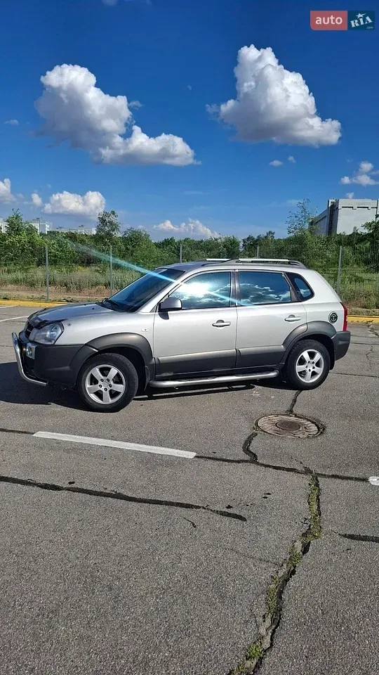 Hyundai Tucson 2007 photo 2
