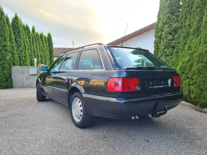Audi A6 Avant 1995 photo 3