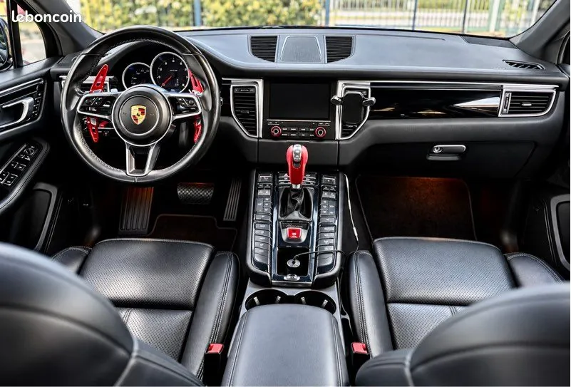 Porsche Macan 2018 photo 2