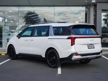 Kia Carnival 2024 photo 3