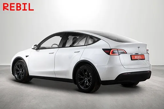 Tesla Model Y 2025 photo 5