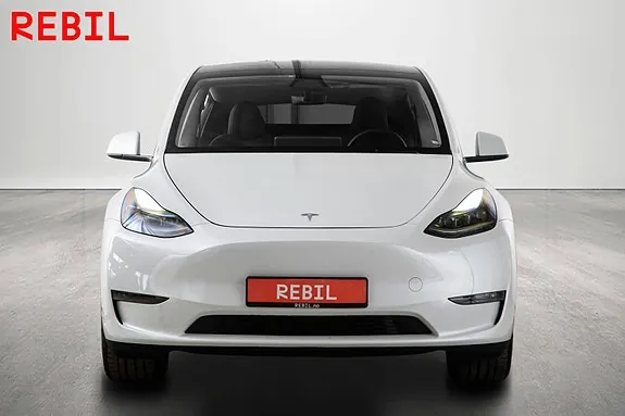 Tesla Model Y 2025 photo 3